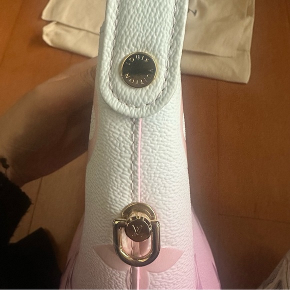 SOLD! louis vuitton limited edition marshmallow bag in sunrise pastel monogram - Picture 7 of 8